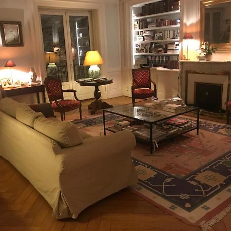 Berges Du Rhone/ Chambre Avec Balcon Lyon Bagian luar foto