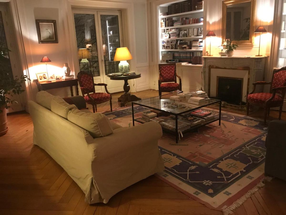 Berges Du Rhone/ Chambre Avec Balcon Lyon Bagian luar foto