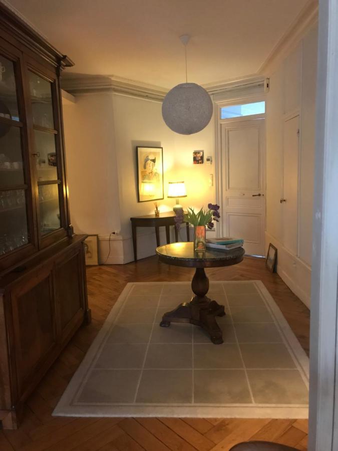 Berges Du Rhone/ Chambre Avec Balcon Lyon Bagian luar foto