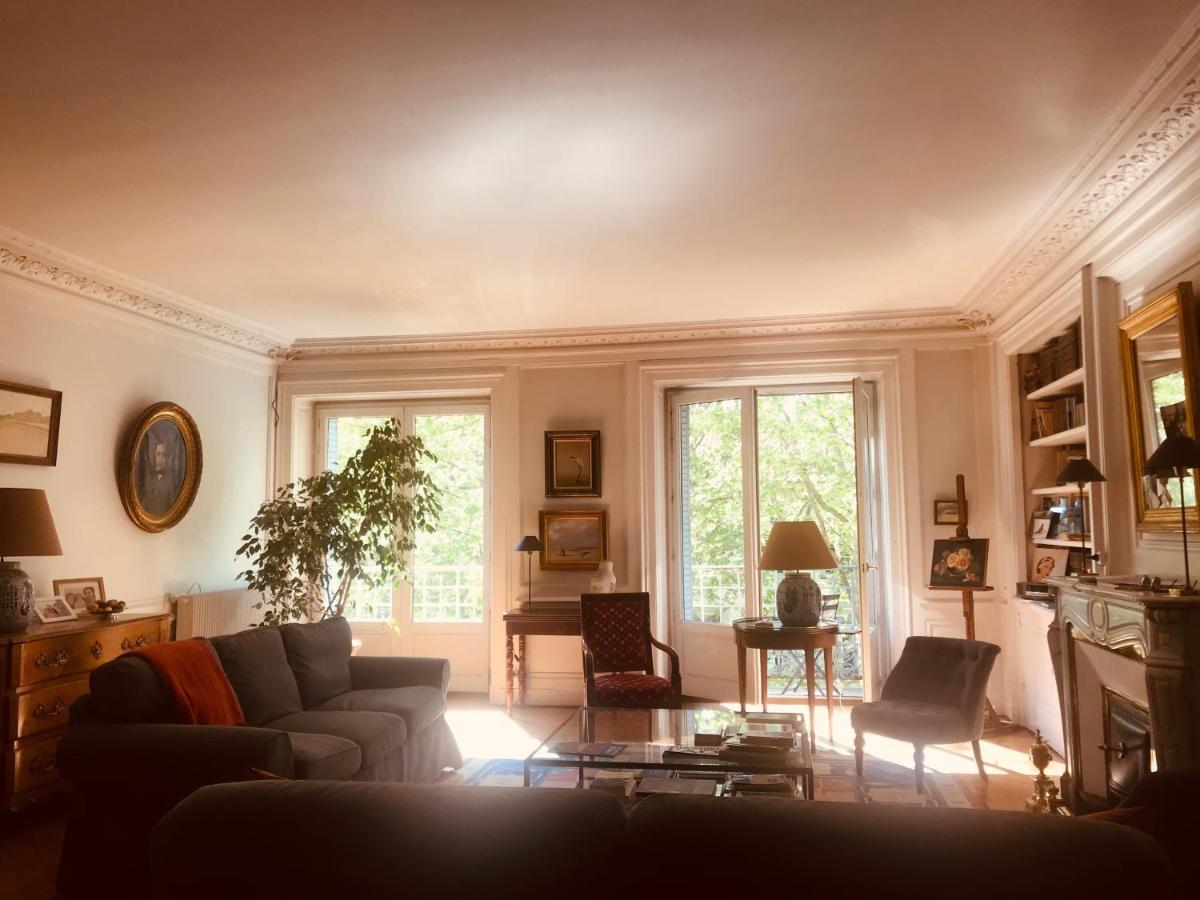 Berges Du Rhone/ Chambre Avec Balcon Lyon Bagian luar foto